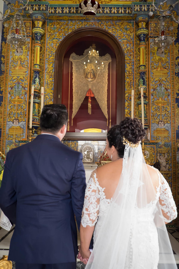 ricardo lozano0645- lorena y bienve